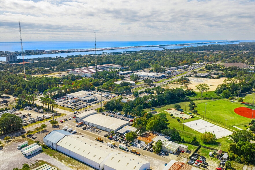 119 Hollywood Blvd, Fort Walton Beach, FL for sale - Building Photo - Image 2 of 58