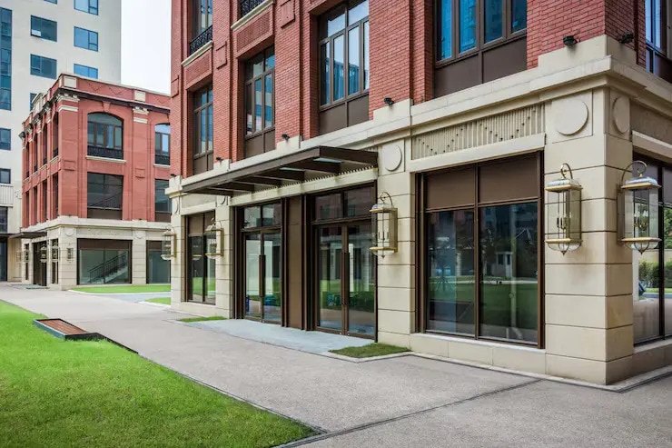 Retail in Istres for sale - Building Photo - Image 3 of 3