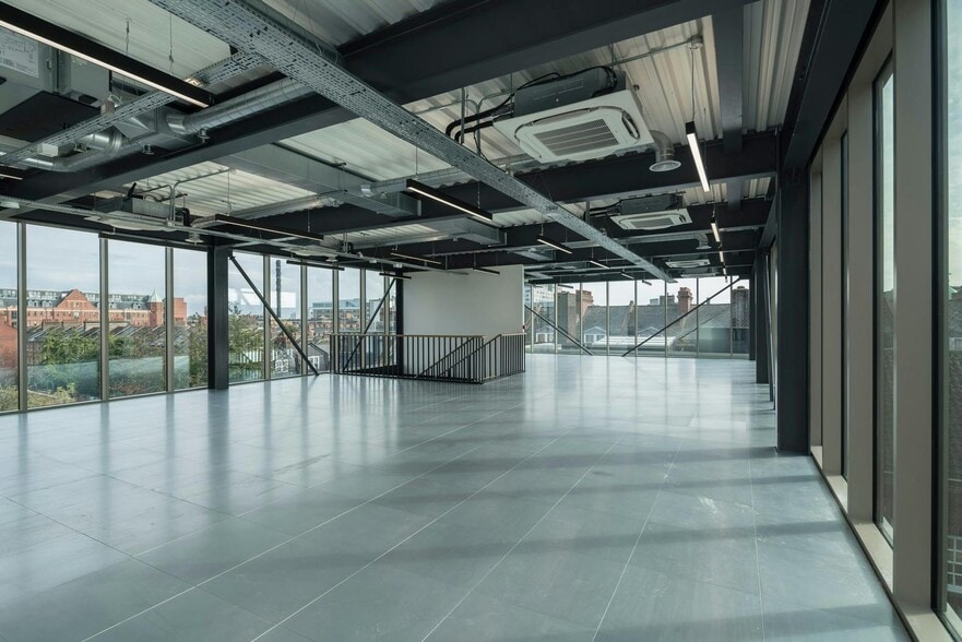 25 Settles St, London for lease - Building Photo - Image 2 of 28