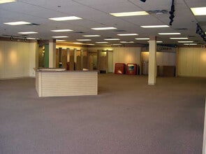1402-1498 W Old Highway 40, Odessa, MO for lease Interior Photo- Image 1 of 2