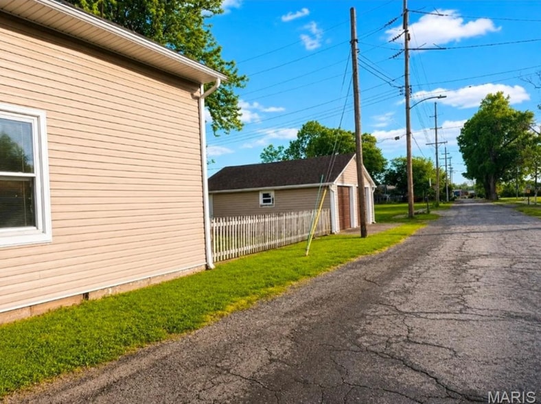 4426 Cookson Rd, East Saint Louis, IL à vendre - Photo du bâtiment - Image 2 de 2