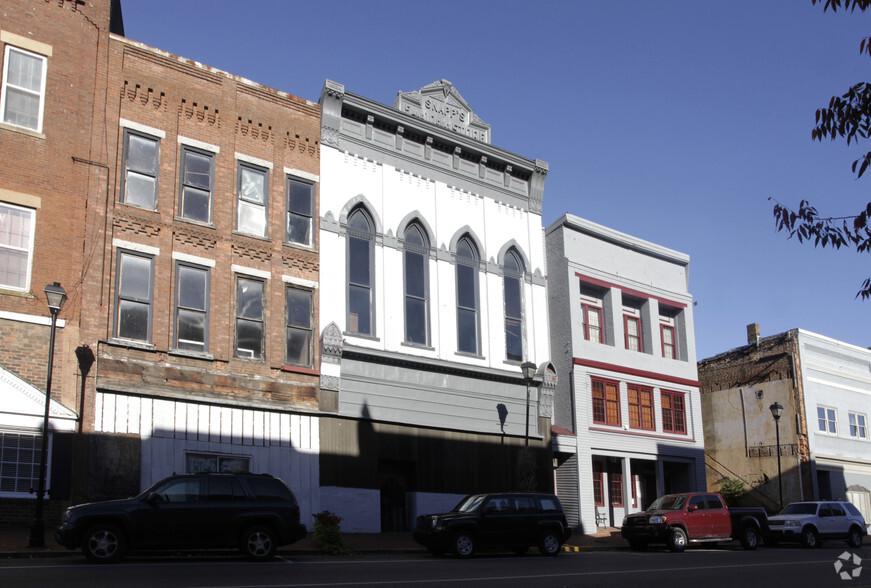 120 S Main St, Greeneville, TN à vendre - Photo principale - Image 1 de 1