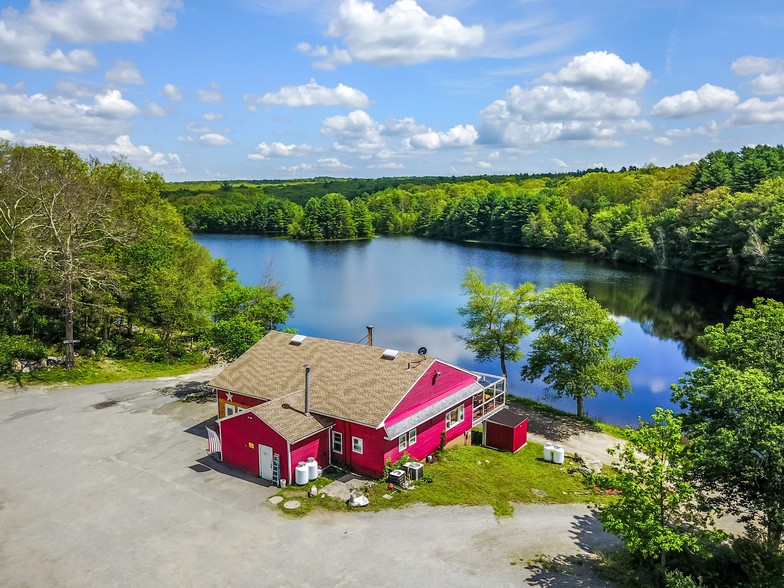 420 Ledge Rd, Killingly, CT à vendre - Photo principale - Image 1 de 1