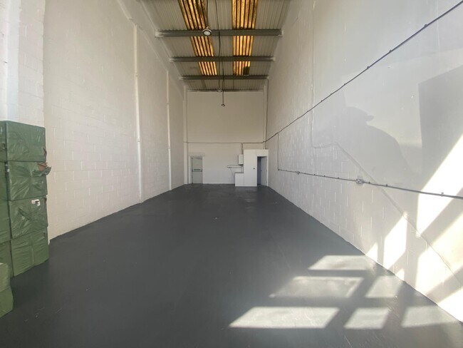 More details for Bridge Rd, Southall - Industrial for Lease