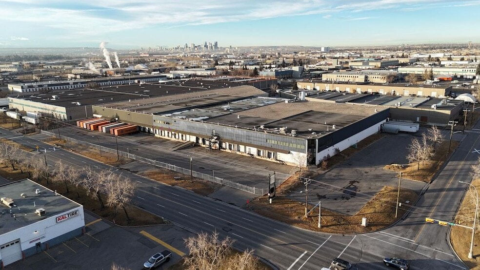3916 72nd Ave SE, Calgary, AB for sale - Building Photo - Image 1 of 3