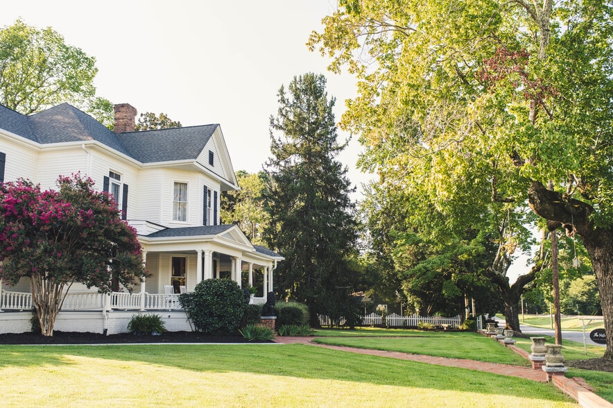 123 SE Railroad St, Youngsville, NC for sale - Building Photo - Image 3 of 43