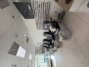 3719-3731 Foothill Blvd, Glendale, CA for lease Interior Photo- Image 2 of 4