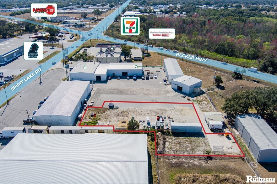 14 Spirit Lake Rd, Winter Haven, FL à louer - Photo du bâtiment - Image 2 de 6