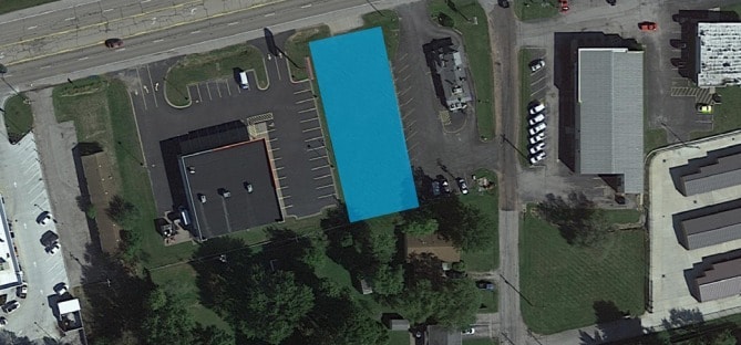 928 Carlyle Ave, Belleville, IL for sale Primary Photo- Image 1 of 2