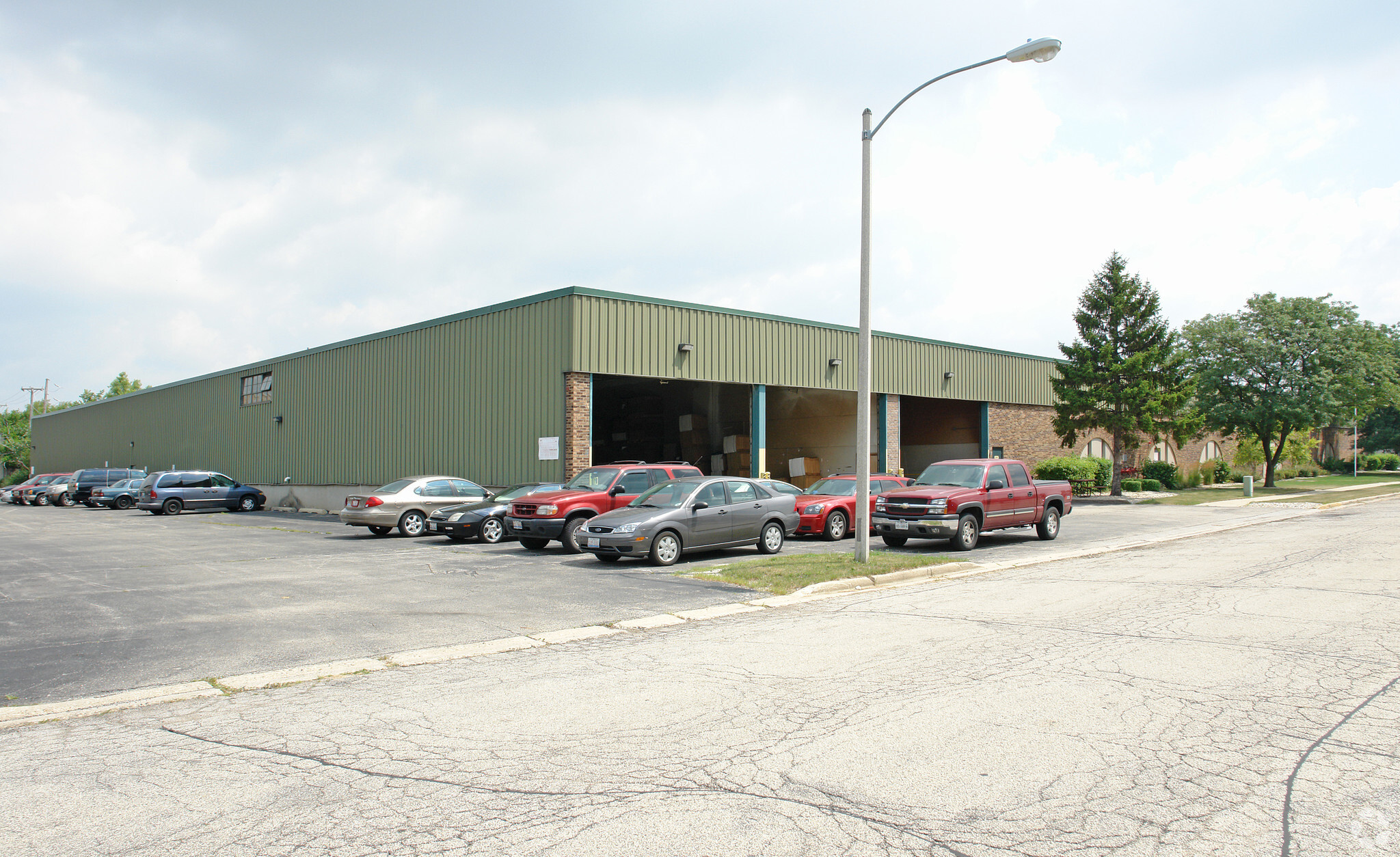 1055-1065 Sesame St, Bensenville, IL for sale Primary Photo- Image 1 of 1