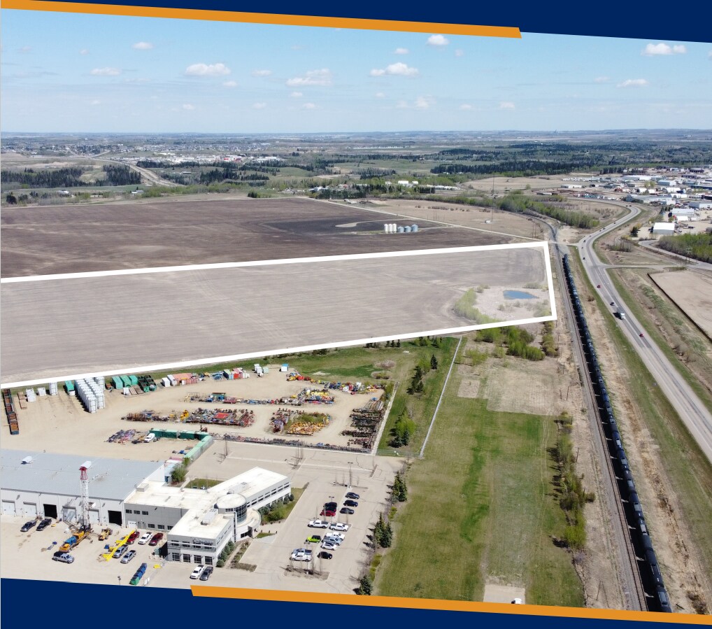 0 Highway 2, Red Deer, AB à vendre Aérien- Image 1 de 5