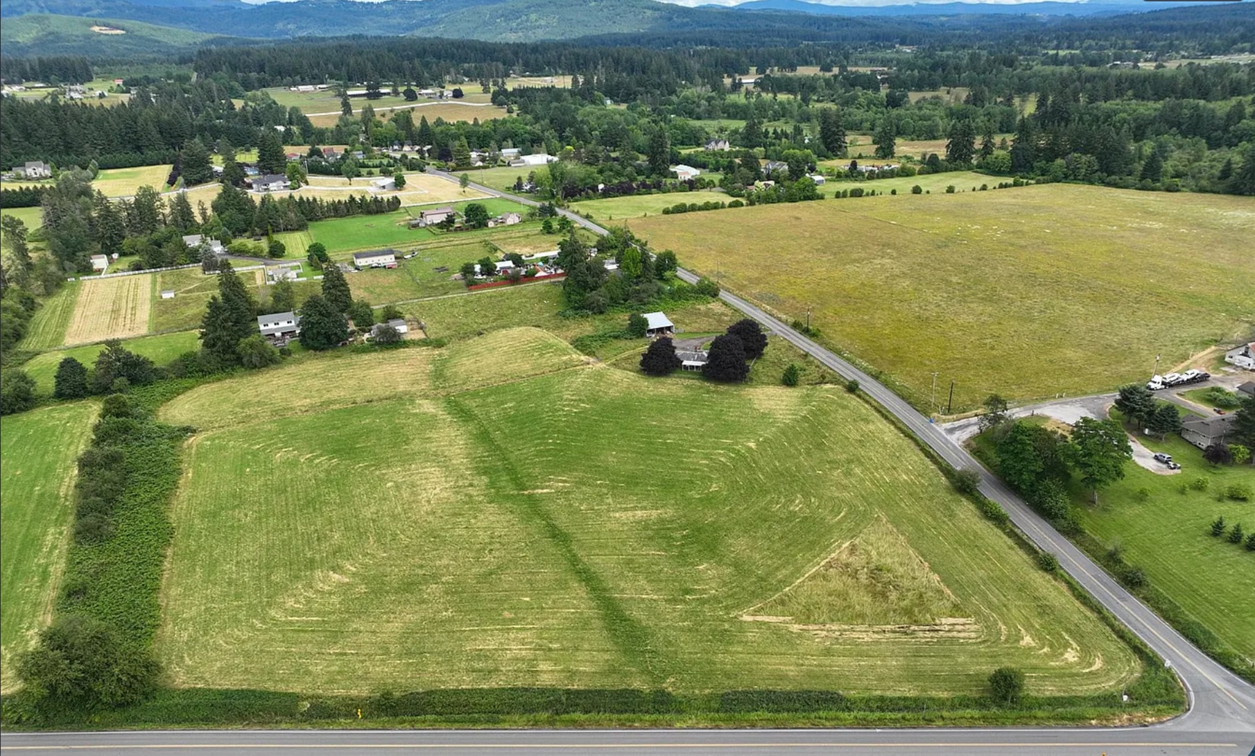 18612 NE Davis Rd, Brush Prairie, WA for lease Primary Photo- Image 1 of 2