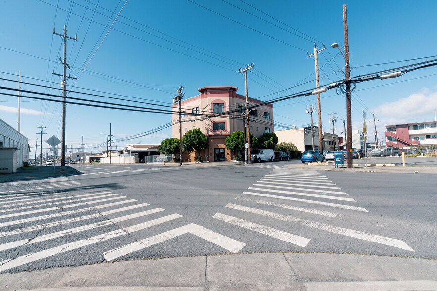 1709 Kalani St, Honolulu, HI à vendre - Photo du bâtiment - Image 3 de 33