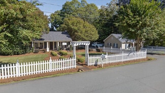 Plus de détails pour 19428 Zion Ave, Cornelius, NC - Bureau à vendre