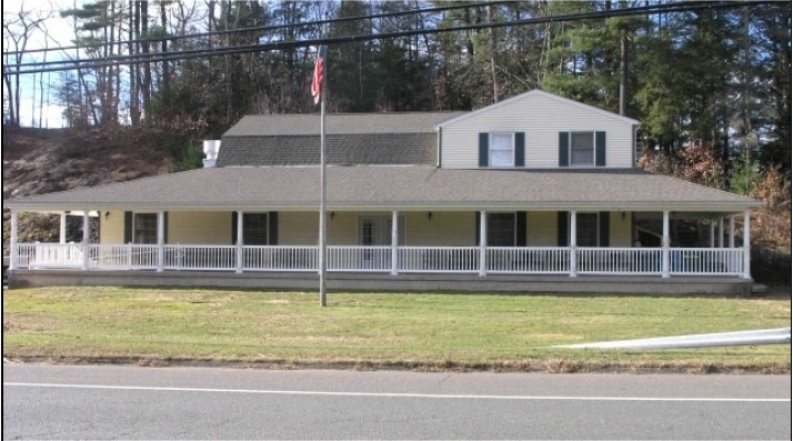 335 Salmon Brook St, Granby, CT for lease - Building Photo - Image 3 of 14