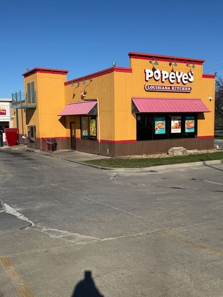 3100 Prospect Ave, Kansas City, MO for lease - Building Photo - Image 2 of 5