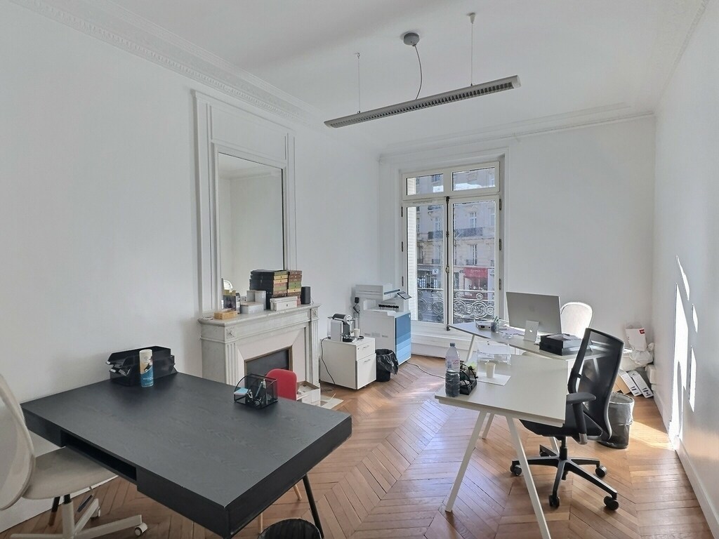 130 Rue De La Pompe, Paris à louer Photo intérieure- Image 1 de 9