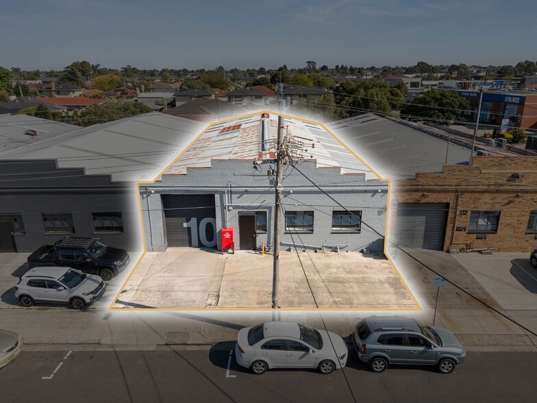 10 James Street, Clayton South for sale - Primary Photo - Image 1 of 6