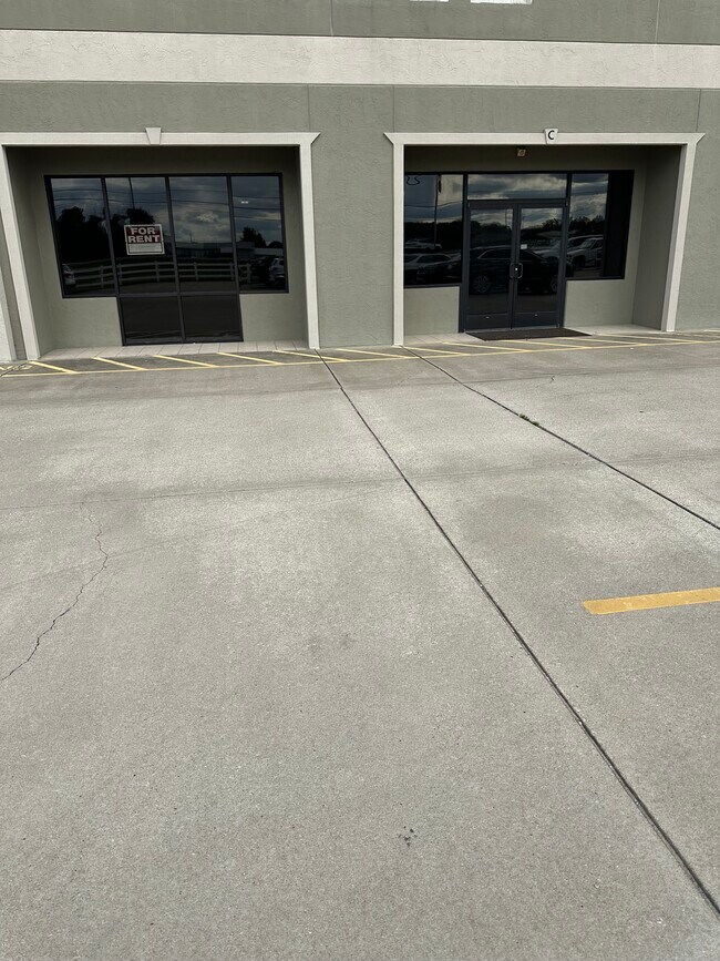 More details for 1900 N 12th St, Murray, KY - Flex for Lease