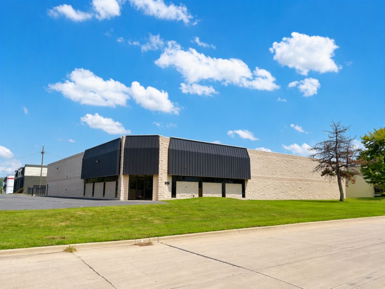 12021 Universal Dr, Taylor, MI for sale - Building Photo - Image 1 of 1