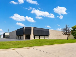 Plus de détails pour 12021 Universal Dr, Taylor, MI - Industriel à vendre