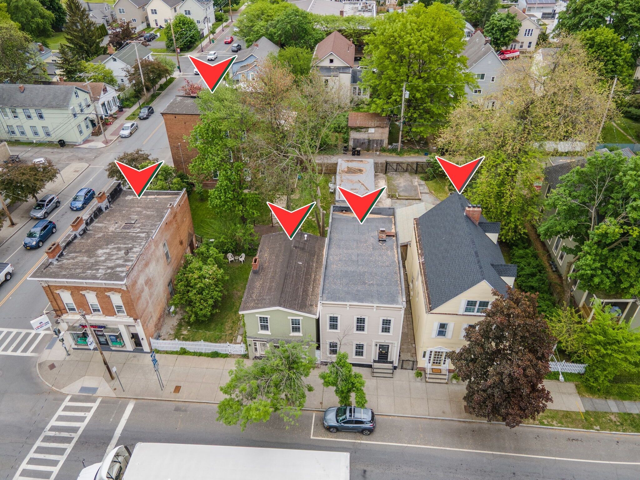 462-470 2nd Ave, Troy, NY à vendre Photo du bâtiment- Image 1 de 192