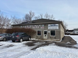 More details for 225 Northfield Rd, Bedford, OH - Retail for Sale