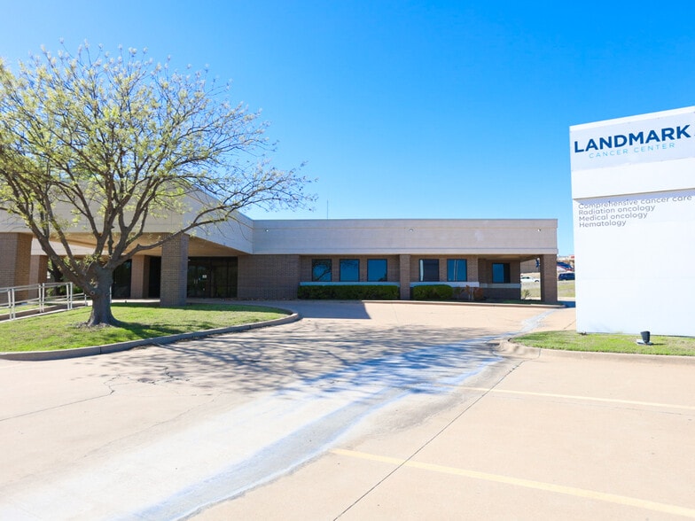 609 Virginia Ave, Ponca City, OK for sale - Building Photo - Image 3 of 18