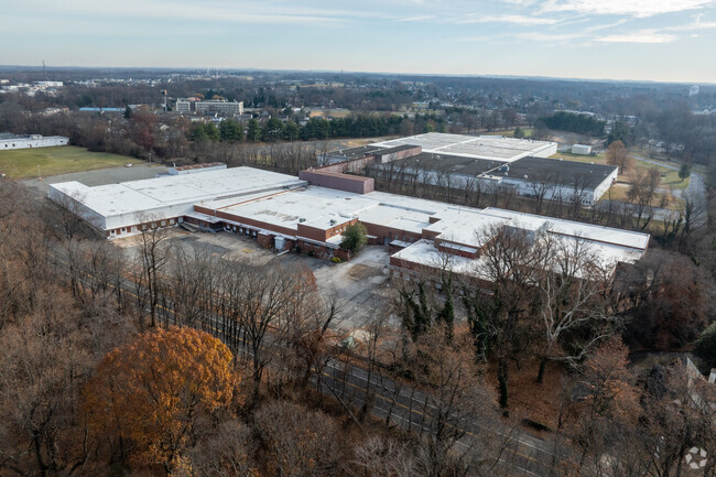 Plus de détails pour 104 E Park St, Bordentown, NJ - Industriel à louer