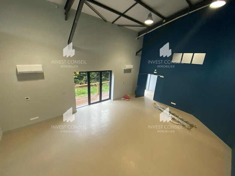 58 Rue De Paris, Montlignon for lease - Building Photo - Image 2 of 9