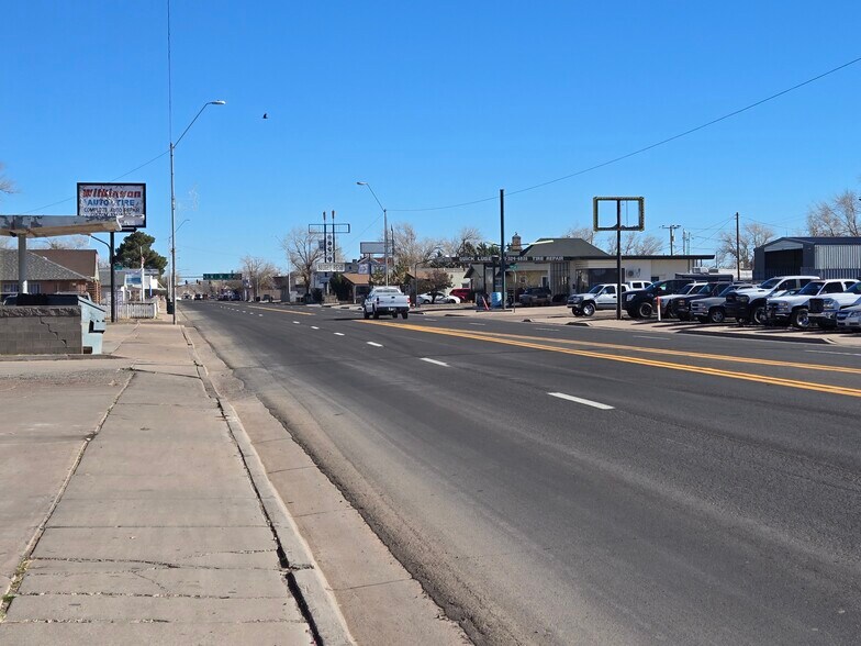407 W Hopi Dr, Holbrook, AZ à vendre - Photo du bâtiment - Image 3 de 6