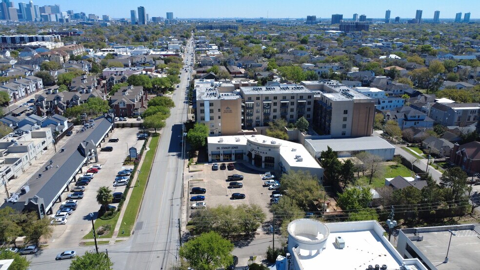 2311 W Alabama St, Houston, TX à louer - Photo du bâtiment - Image 3 de 8
