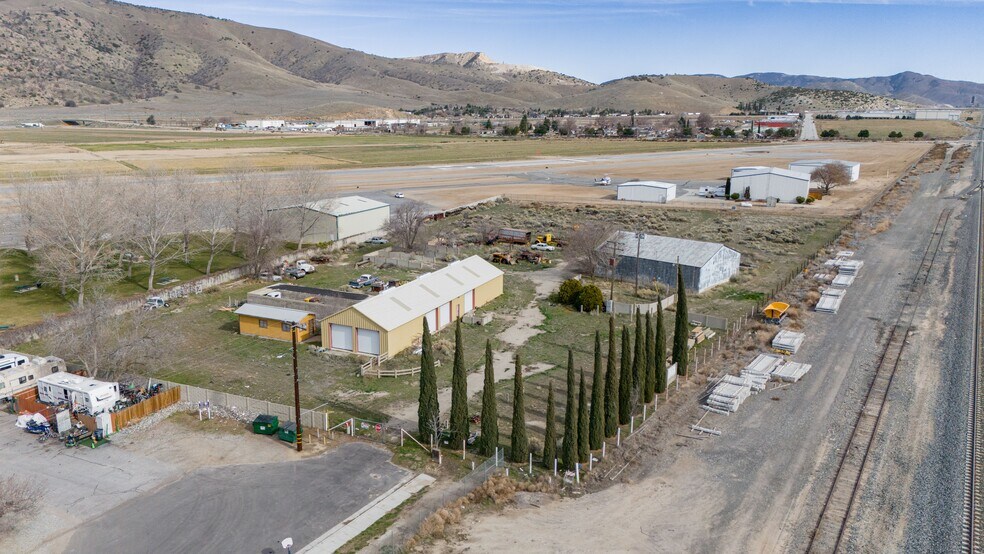 609 E H St, Tehachapi, CA à vendre - Photo du bâtiment - Image 2 de 18