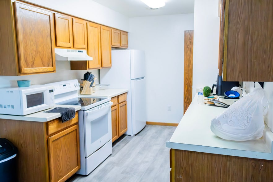 517 Trail Side Dr, Deforest, WI à vendre - Photo du bâtiment - Image 3 de 19