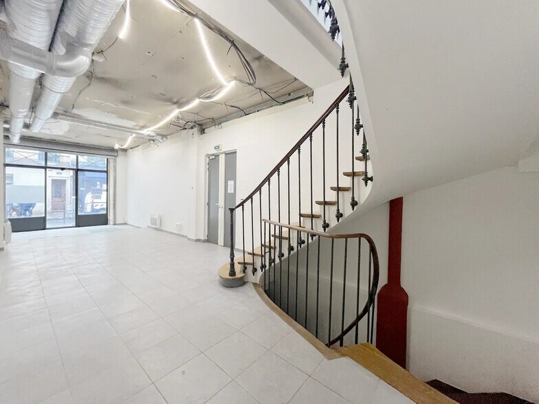 201 Rue Saint-Martin, Paris for lease - Interior Photo - Image 1 of 12