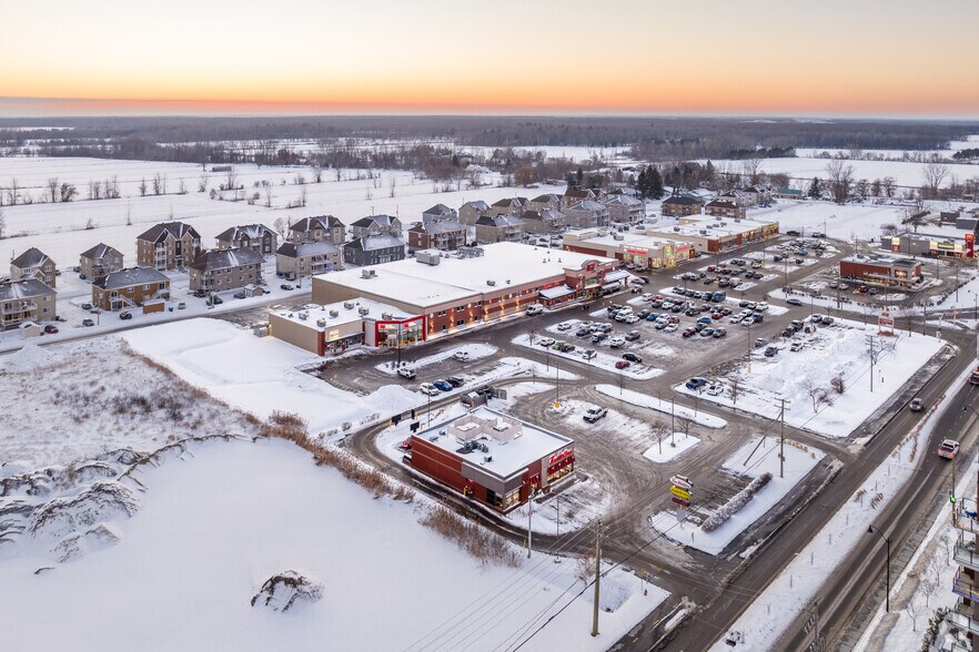 89 De Ch, Lavaltrie, QC à louer - Aérien - Image 2 de 7