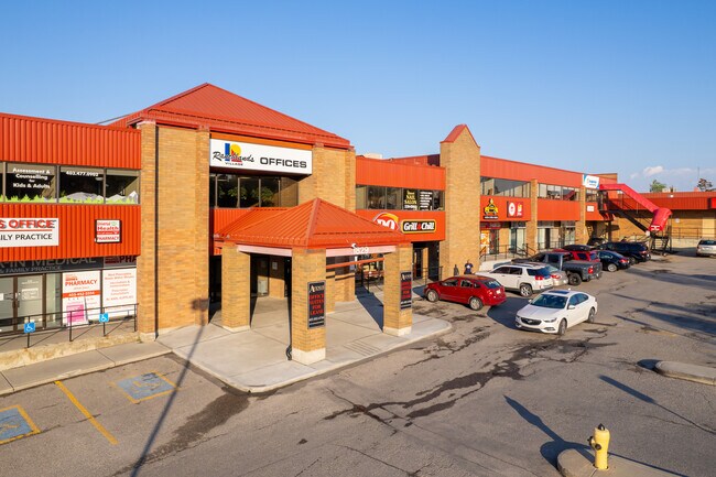 Plus de détails pour 1829 Ranchlands Blvd NW, Calgary, AB - Bureau/Commerce de détail à louer