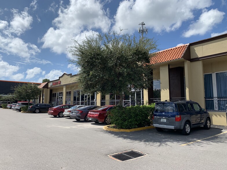 8320a W Hillsborough Ave, Tampa, FL for sale - Building Photo - Image 1 of 1