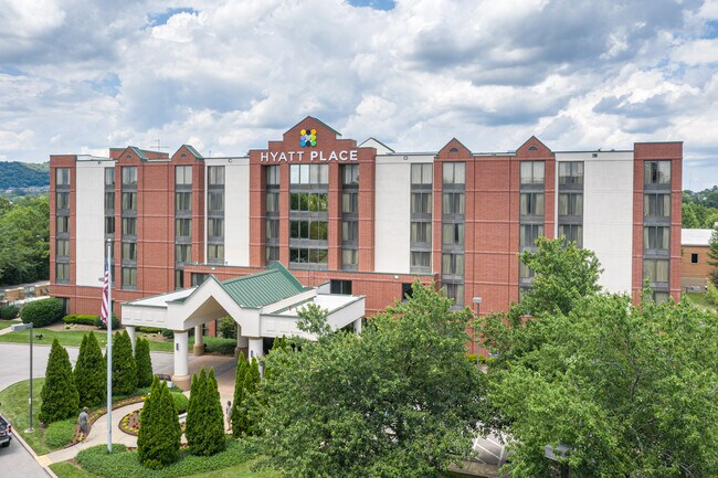 More details for 650 Bakers Bridge Ave, Franklin, TN - Hospitality for Sale