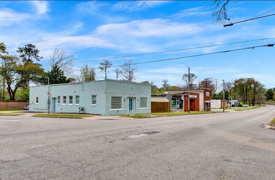 2020 Princess Place Dr, Wilmington, NC à vendre - Photo du bâtiment - Image 2 de 8