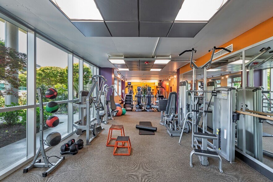 717 Potter St, Berkeley, CA for lease - Interior Photo - Image 2 of 16