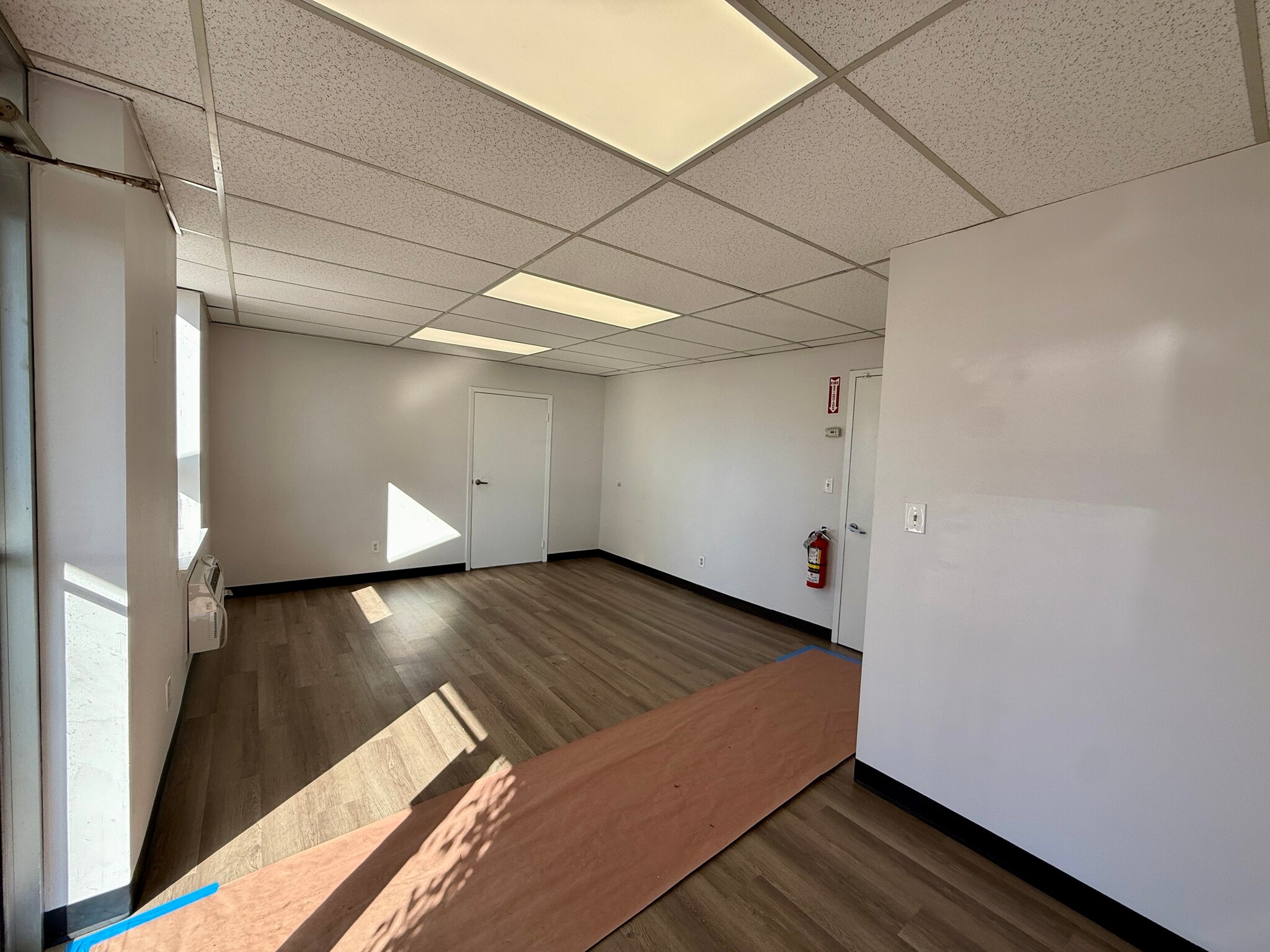 95 Hoffman Ln, Islandia, NY for lease Interior Photo- Image 1 of 11