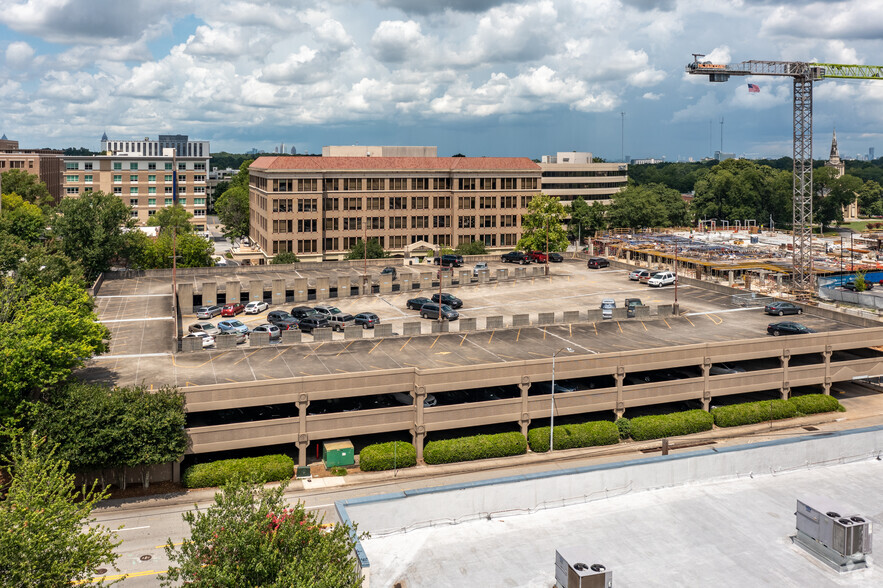 150 E Ponce de Leon Ave, Decatur, GA for lease - Building Photo - Image 2 of 19