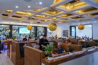 262 S Palm Canyon Dr, Palm Springs, CA for sale Interior Photo- Image 2 of 4