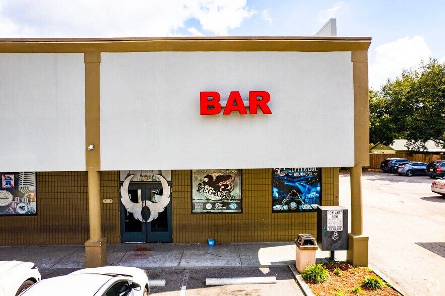 14811-14839 N Florida Ave, Tampa, FL à louer - Photo du bâtiment - Image 2 de 19