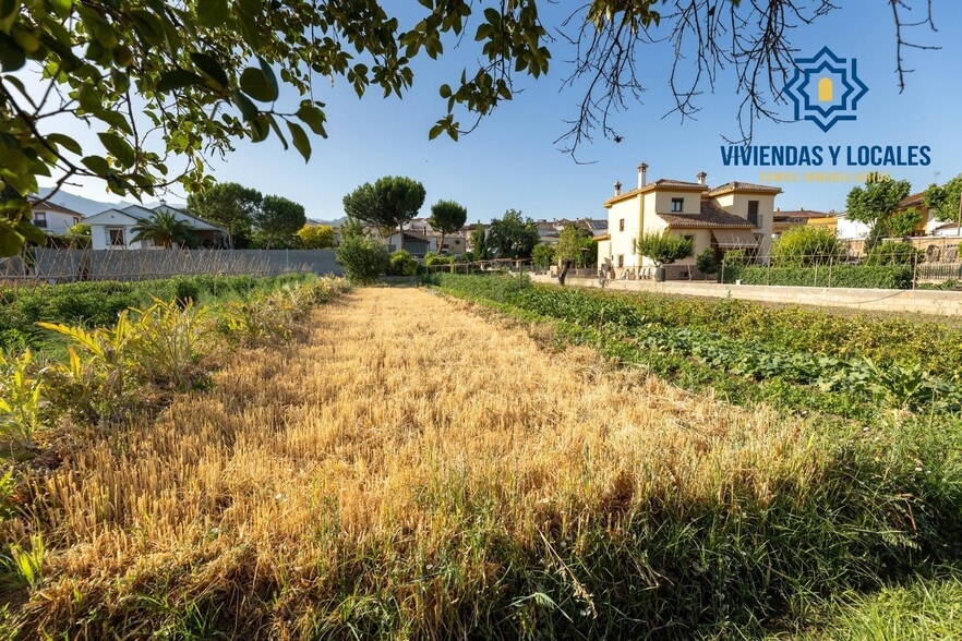 Calle Vicente Aleixandre, 5, La Zubia, Granada à vendre - Photo du bâtiment - Image 2 de 18