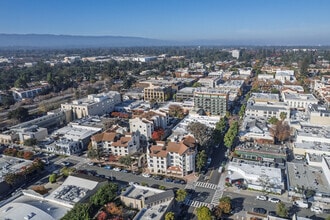155-175 Forest Ave, Palo Alto, CA - Aérien  Vue de la carte