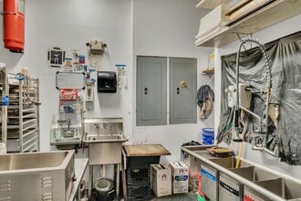 407 Gallatin Ave, Nashville, TN for lease Building Photo- Image 2 of 3