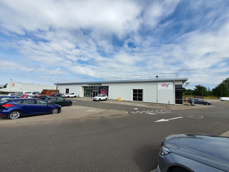 4 Tannochside Dr, Uddingston à louer - Photo du bâtiment - Image 2 de 5