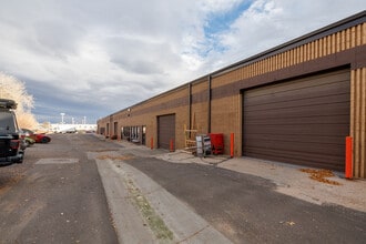 4880 Robb St, Wheat Ridge, CO à louer Photo intérieure- Image 1 de 9